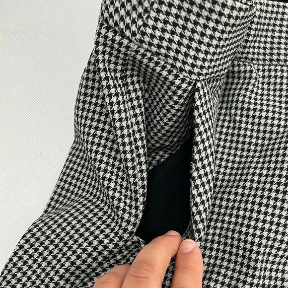 Talbots Women’s 12 Hampshire Ankle Pockets Mills Grey Black Houndstooth Pant - Picture 6 of 6